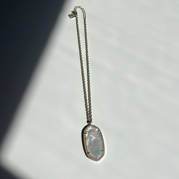 Kendra Scott Jewelry - Kendra Scott Rae Necklace